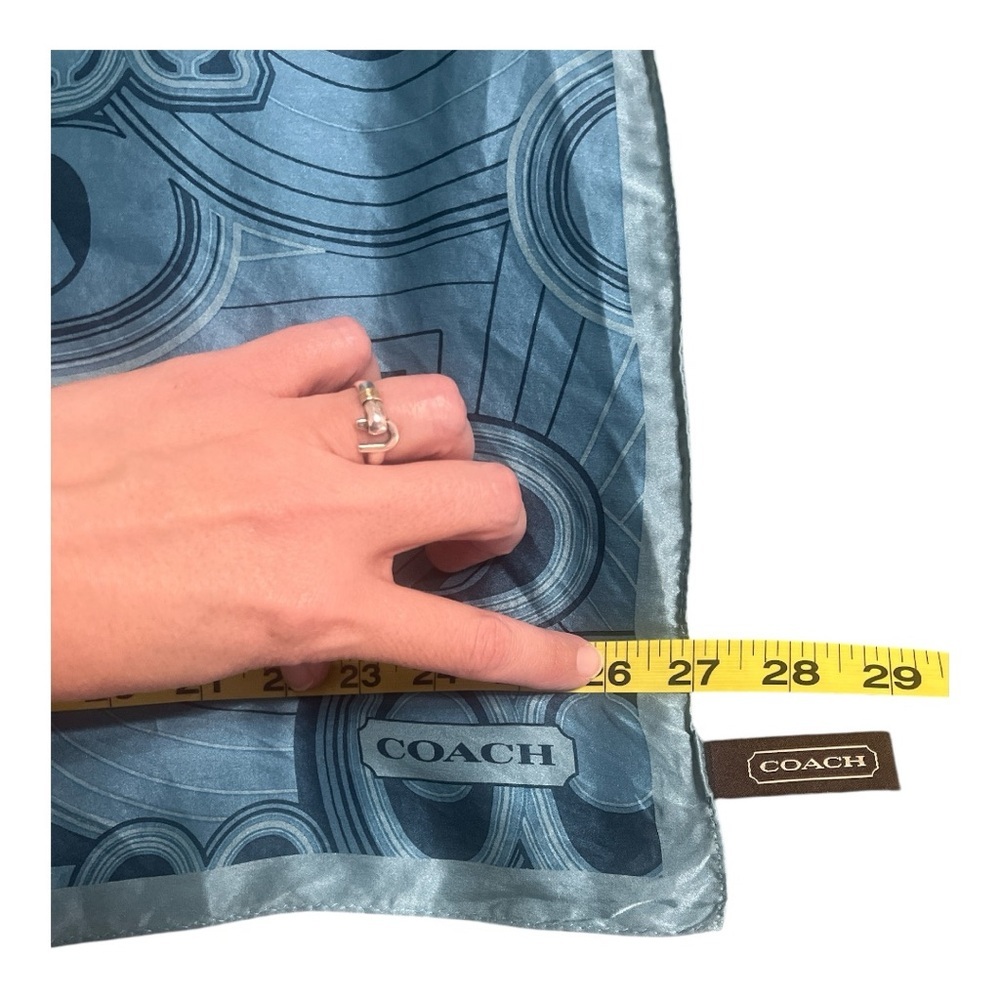Beautiful Coach Signature Logo 100%  Silks Tonal Blues - Picture 7 of 8